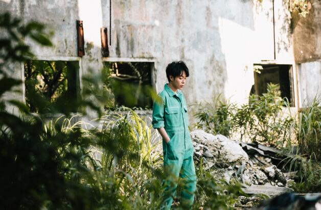 吴青峰《太空船》MV上线 鬼才导演与超人气作家联合打造