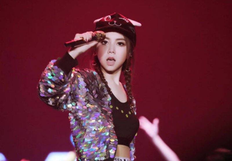 邓紫棋为武汉疫情写歌：你是最平凡 却最温暖 的天使