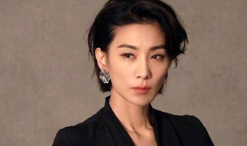 女演员的顶级氛围，用演技“掰弯”迷妹无数，46岁又A又撩！