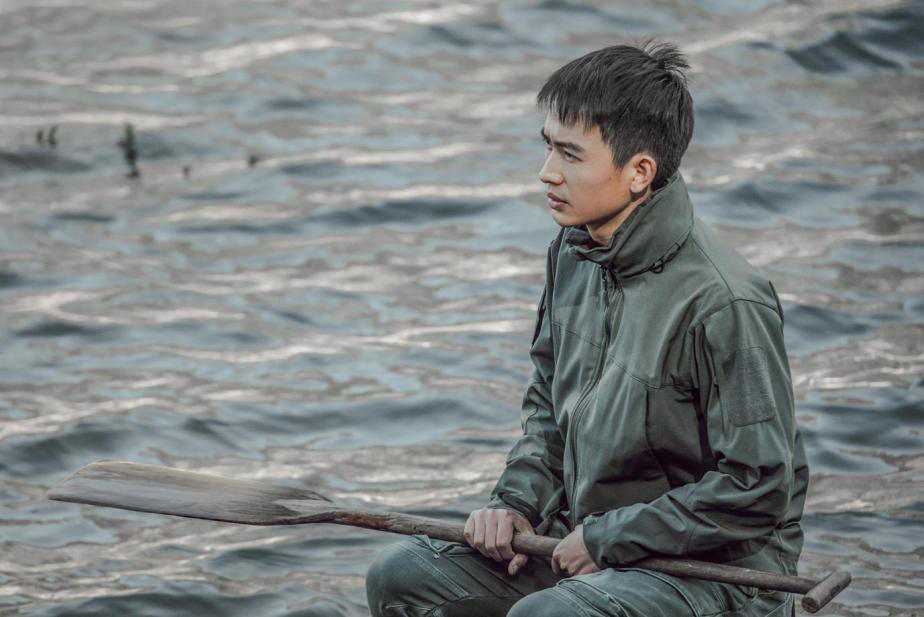 《失踪人口》热播 网友喊话吕聿来：“骨子里都是戏”