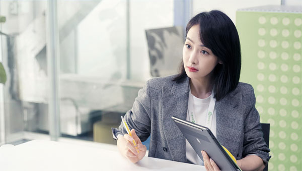 宋茜新剧《他其实没有那么爱你》预告公开 变身电视台制片人携手姐妹团浪漫寻爱