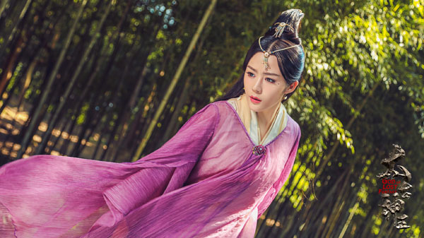 《太古神王》汤晶媚演绎虐心爱恋 搭档盛一伦戏里戏外互动反套路出招