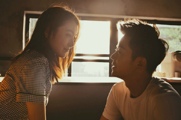 《他其实没有那么爱你》热播 张佳宁终于懂爱主动求婚迎全新成长