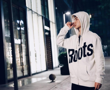 生哥哥新歌《别傻了好吗》上线 深情诠释悲伤恋歌