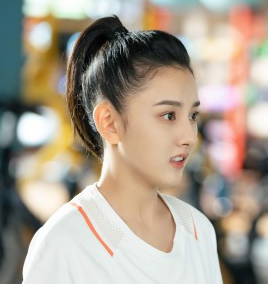 《陪你逐风飞翔》沈争一夺冠  宋祖儿庆祝沈争一铁树开花