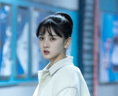 宋祖儿翻唱《陪你逐风飞翔》主题曲，沈争一备战亚洲杯再遇状况