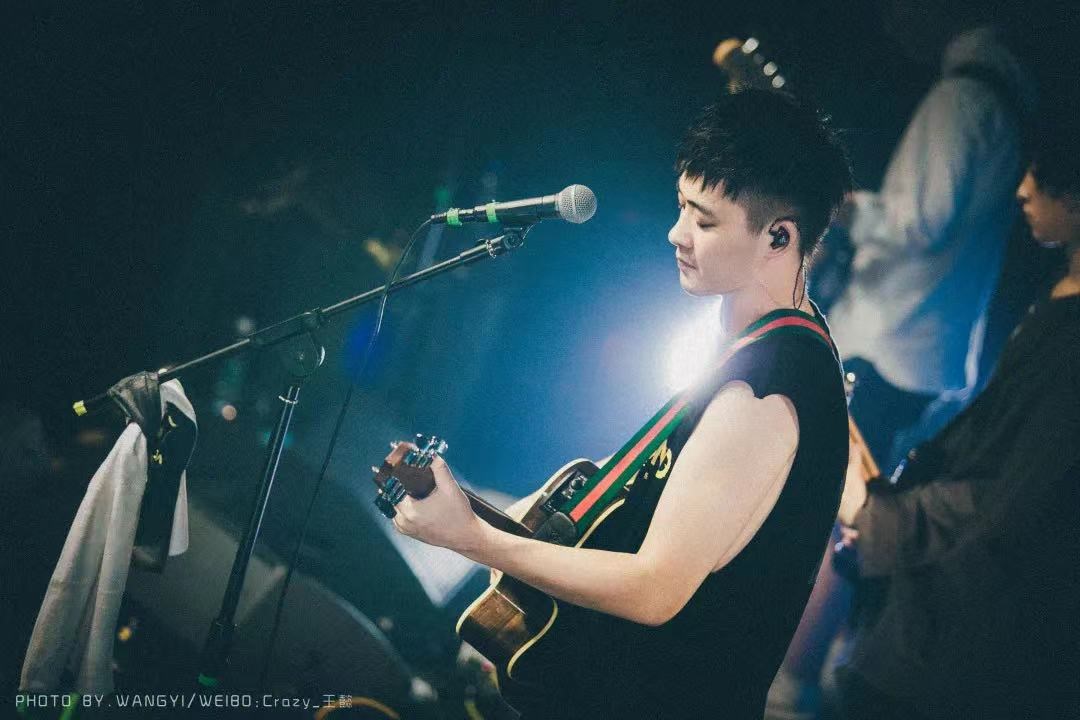 张承全新单曲《下一个路口》上线 我们终会再遇见