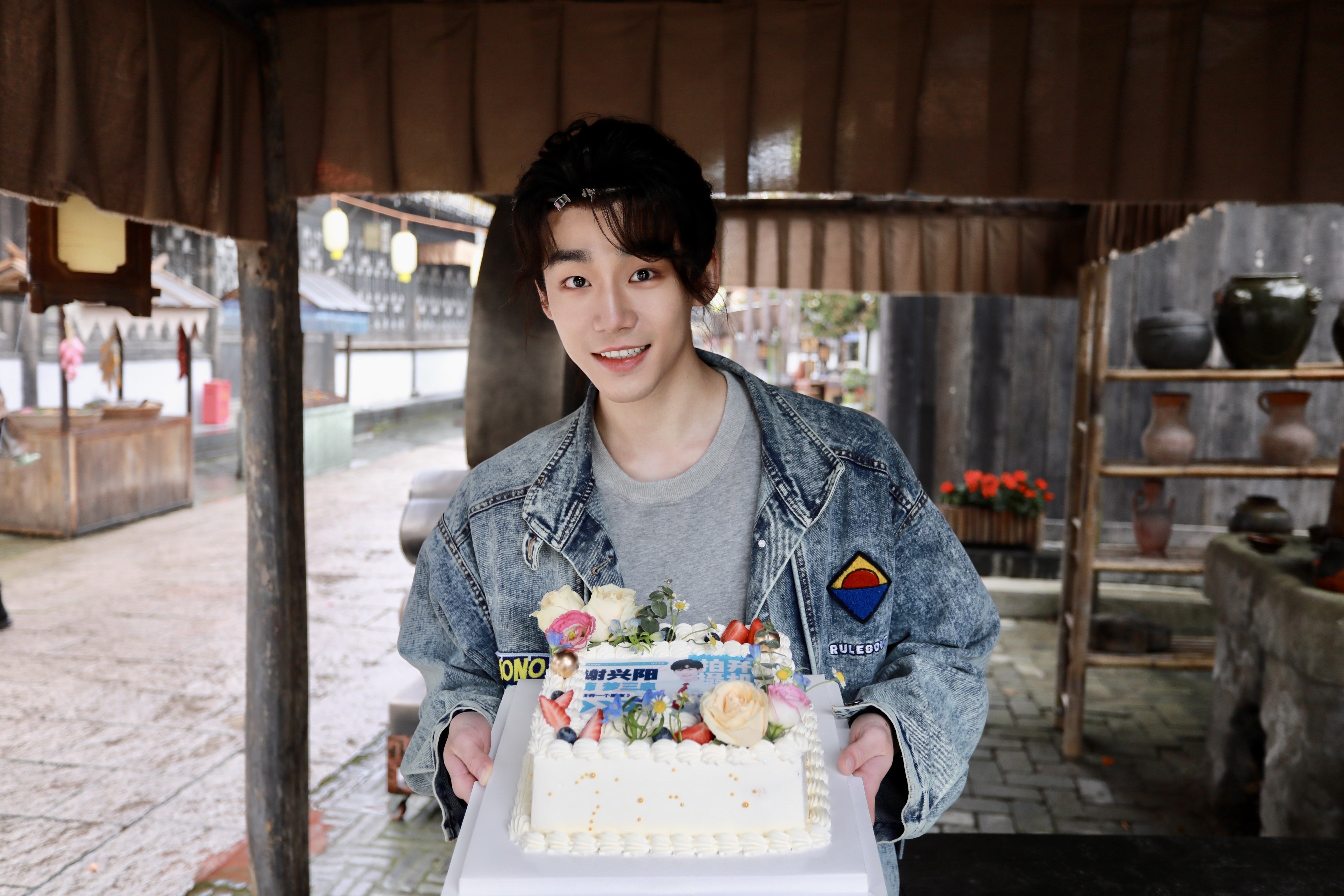 谢兴阳《我有一个朋友》开机 古装扮相少年感满满