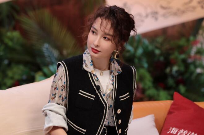 吴昕《春日迟迟再出发》在线嗑糖 沉浸式观察喜获新昵称