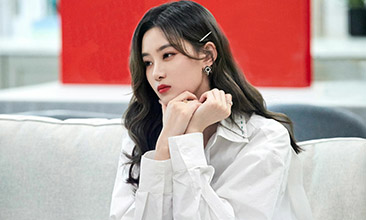 徐艺洋两档综艺同期热播中 身兼两职无缝切换心酸与心动