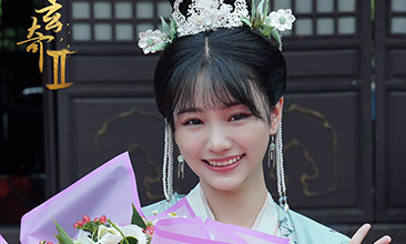 张雅倩《摩玉玄奇2》杀青 一身绿衣造型少女感爆棚