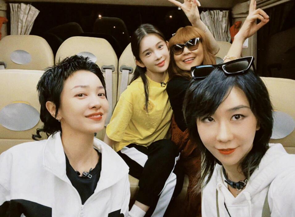 郭采洁《乘风破浪》二公重组 变身隐藏秀导畅想《我我》舞台