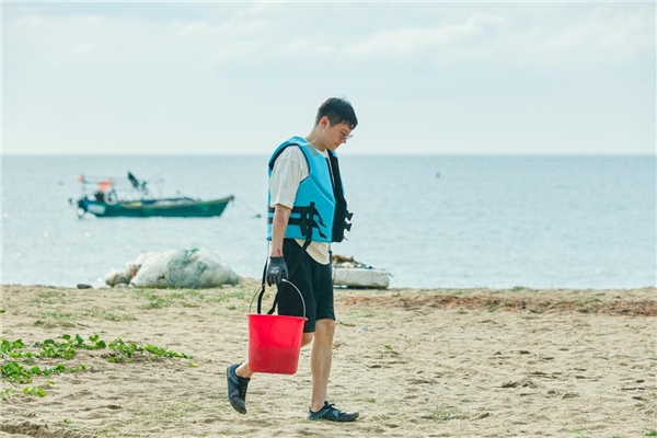 《向往6》给杨迪庆生 蘑菇屋解锁全新凉棚