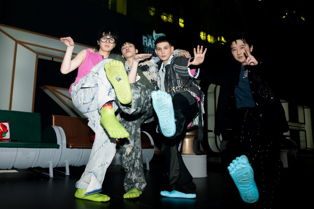 艾热，走过千里万里之后的惟愿归巢