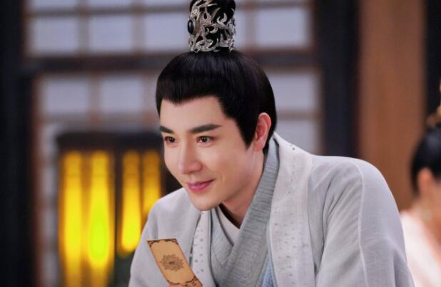 邓靖弘《长月烬明》开播 “纨绔公子”向“责任担当”的蜕变