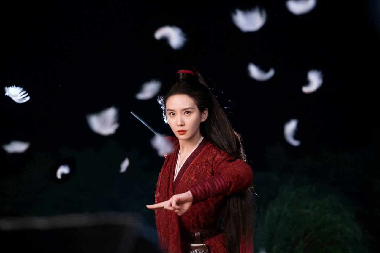 刘诗诗《一念关山》热播 任如意孤冷之中有情有义