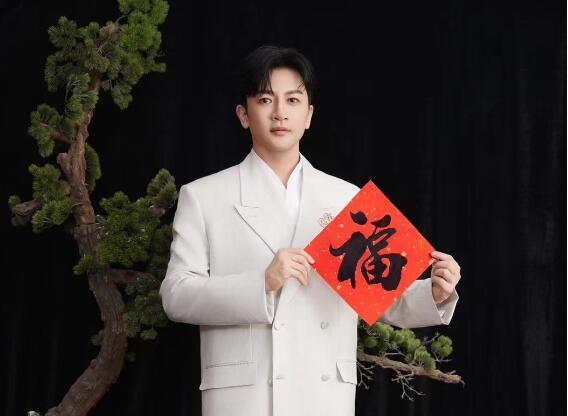 苏有朋登2024年央视龙年春晚 献唱两首歌曲展现正能量