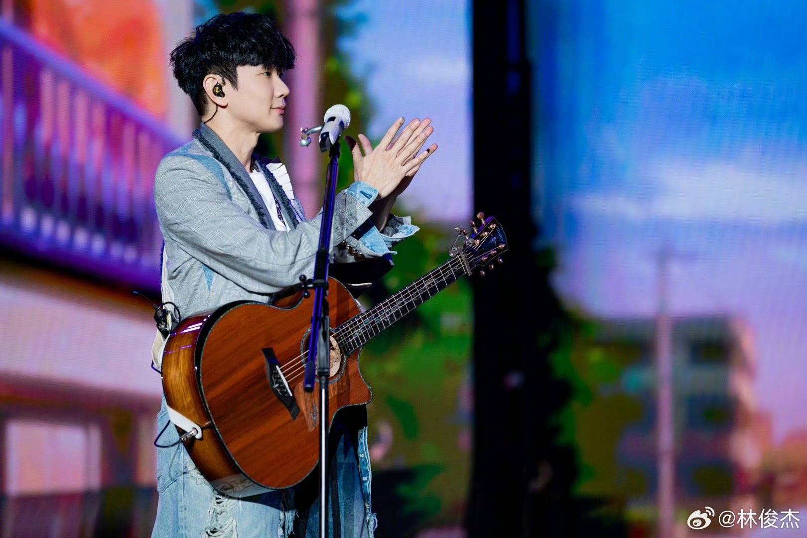 林俊杰携JJ20时隔五年再回天津 累计近十万歌迷热情创造难忘瞬间