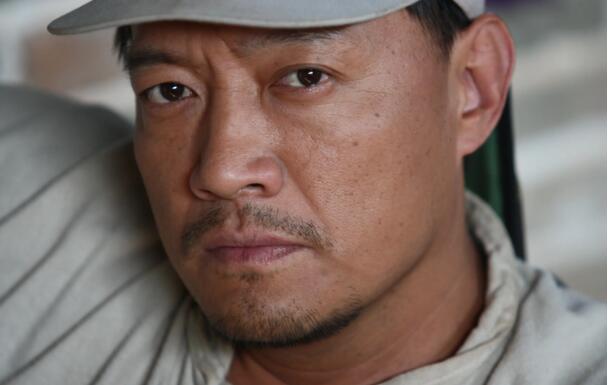 李梦男新剧《星星的故乡》今晚登陆央视黄金档 成名副其实的“央视脸”